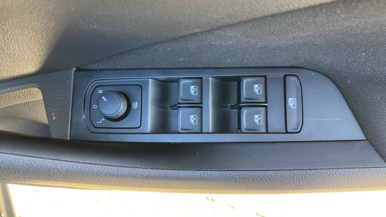 Skoda Kamiq 1.5 TSI SE 5dr DSG Petrol Hatchback